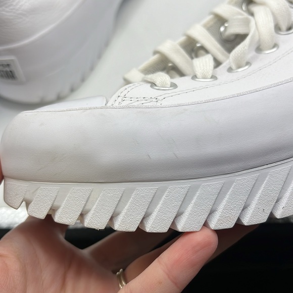 NWT Converse Lugged 2.0 Platform Shoe Sneakers High Top White Leather Womens 10 - Picture 11 of 13